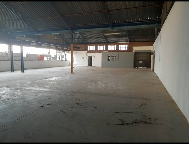 830M² FACTORY SOLD IN EASTLEIGH